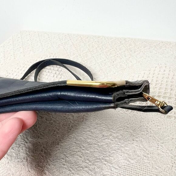 Vintage Petrocelli Milan Navy Leather Convertible Clutch Purse Bag - Picture 9 of 11